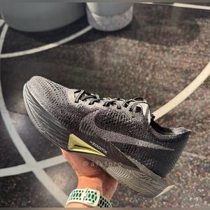Nike ZoomX 🔥 Vaporfly Next% 3 Black Metallic Ash Shoes HV6351-001 Size 9 14